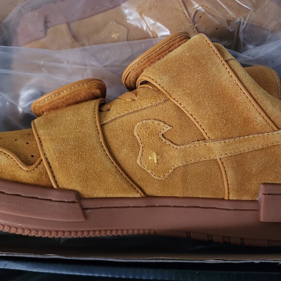 NWT IOB SIA Collective vulture sk8 Mustard